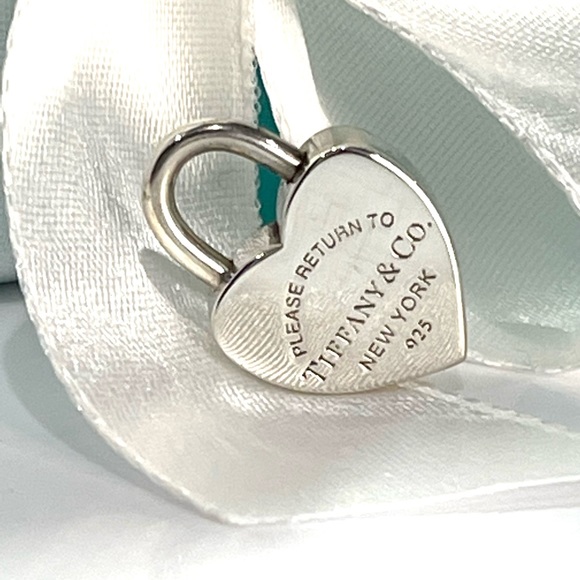 Tiffany & Co. Jewelry - TIFFANY & CO Return Heart Padlock Charm Pendant